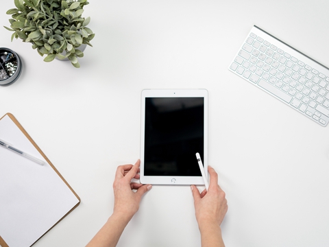 計(jì)算機(jī)軟件著作權(quán)指的是什么，侵權(quán)行為需要負(fù)哪些責(zé)任?